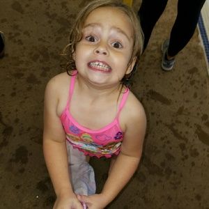 Meet your Posher, Dani