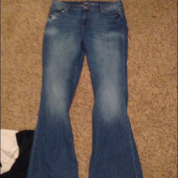 Old navy jeans.