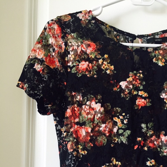 Forever 21 floral peplum top