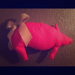 Razorback (pig) can do any color...or any mascot