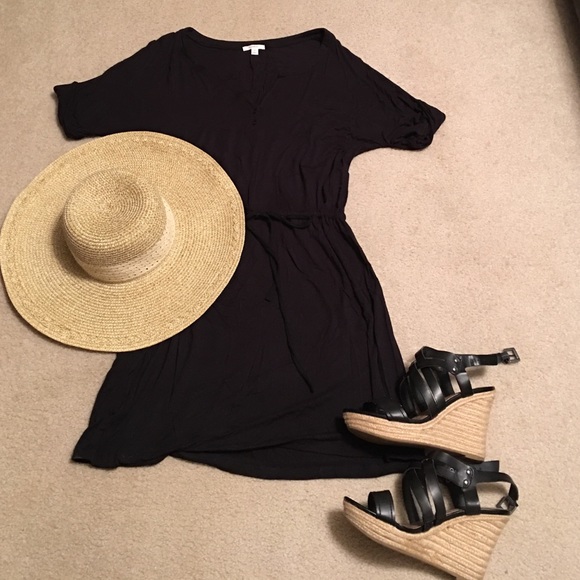 CASLON Black drawstring waist short sleeve dress