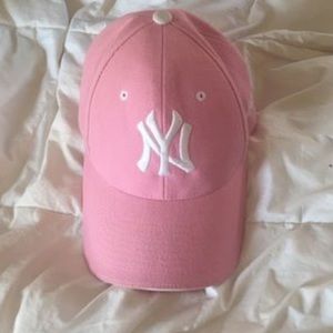 Light Pink Yankees Baseball Cap