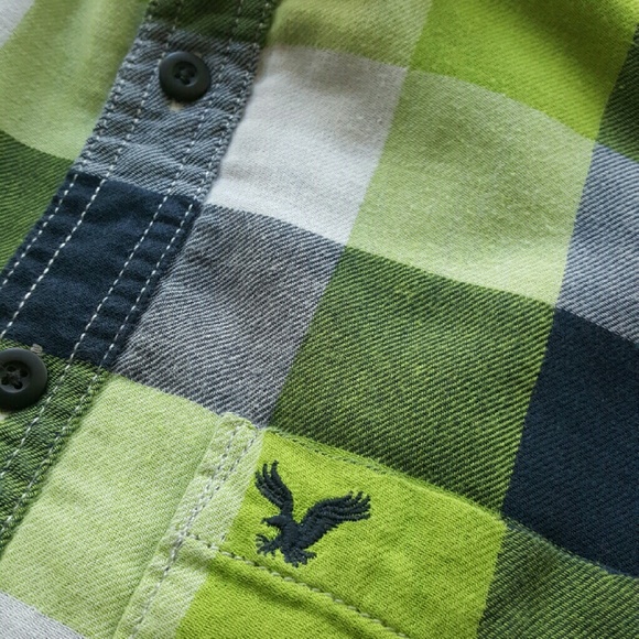 American Eagle navy and green button down