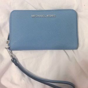 Authentic Michael Kors handbag/wristlet