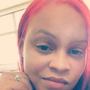 Meet your Posher, Simone