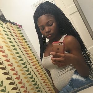 Meet your Posher, Self