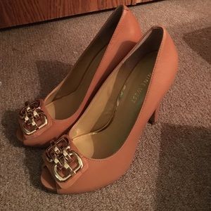 Nine West Peep Toe