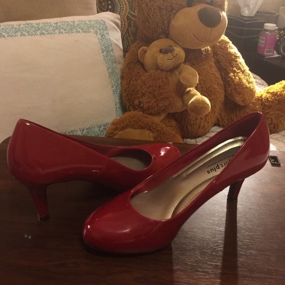 Red shoe