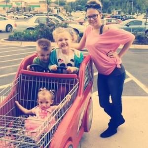 Meet your Posher, Haley