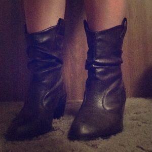 Brown heeled cowboy boots