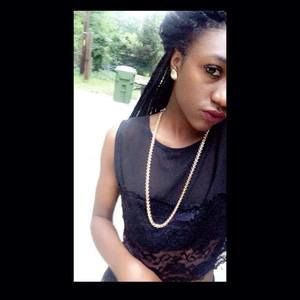 Meet your Posher, Shannon