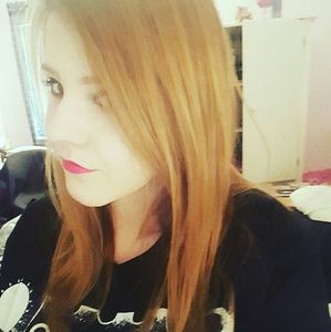 Meet your Posher, Emma