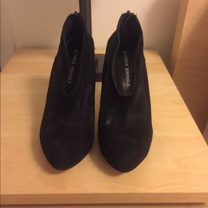 Audrey Brooke booties