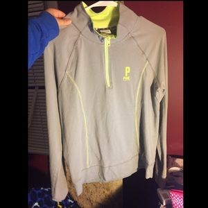 💚 Pink VS yoga sweater 💚