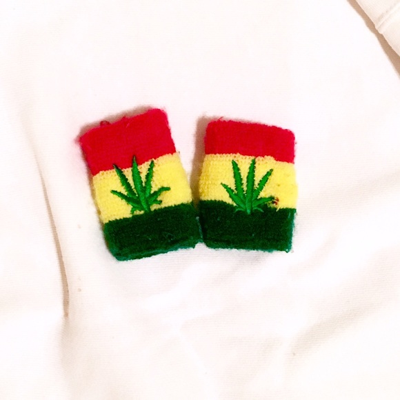 Urban Outfitters Accessories - UO Bob Marley Wristbands
