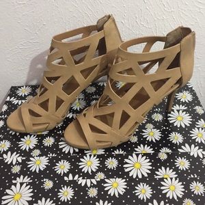 Women's Fergalicious Histeria Sandal - Nude