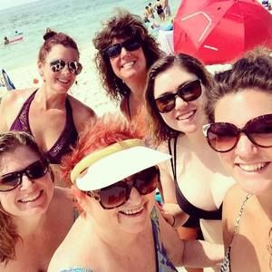 Meet your Posher, Caroline