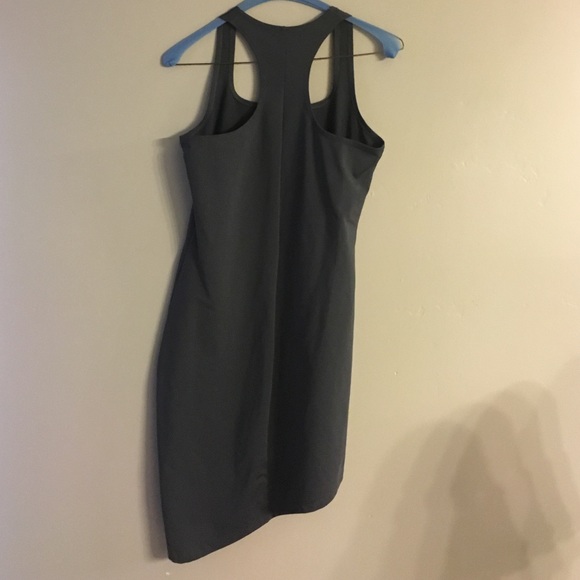 Joy Li grey form fitting dress - Picture 3 of 4