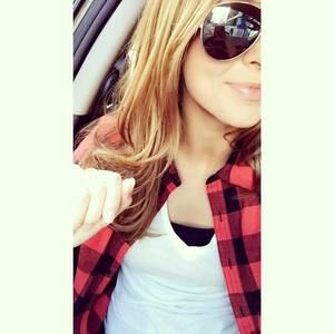 Meet your Posher, Kenzee