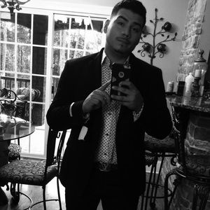 Meet your Posher, Robert