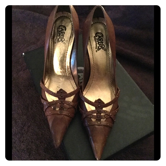 Carlos Santana "Strike" studded pumps