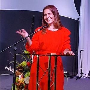 Meet your Posher, Raquel