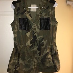 Girly camo vest