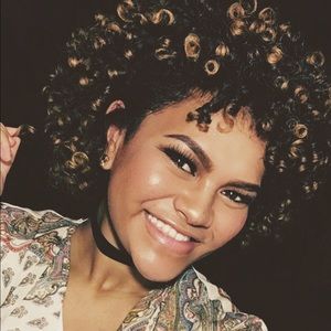 Meet your Posher, Seijah