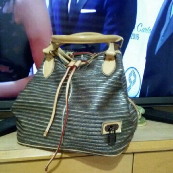Looking for this Louis vuitton