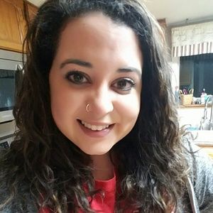 Meet your Posher, Virginia