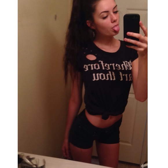 Distressed F21 black top