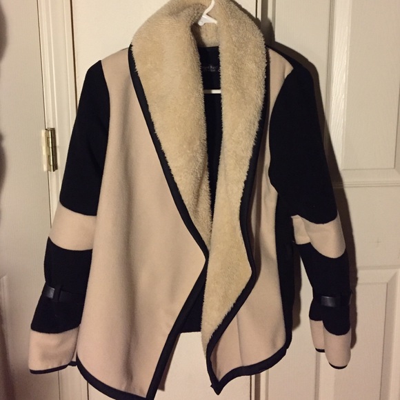 Colorblock shearling look draped coat with buckles