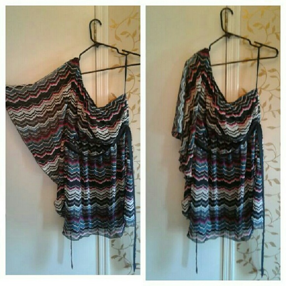 One sleeve butterfly dress