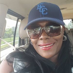 Meet your Posher, Valerie