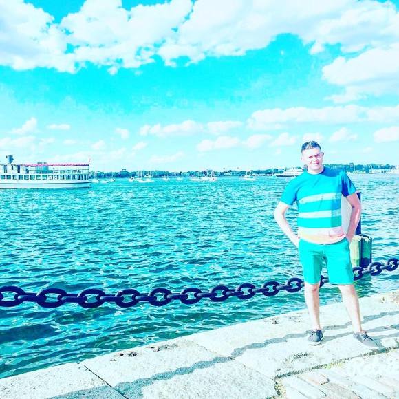 Meet your Posher, Jefferson - Picture 1 of 1