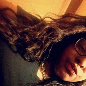 Meet your Posher, Destinee