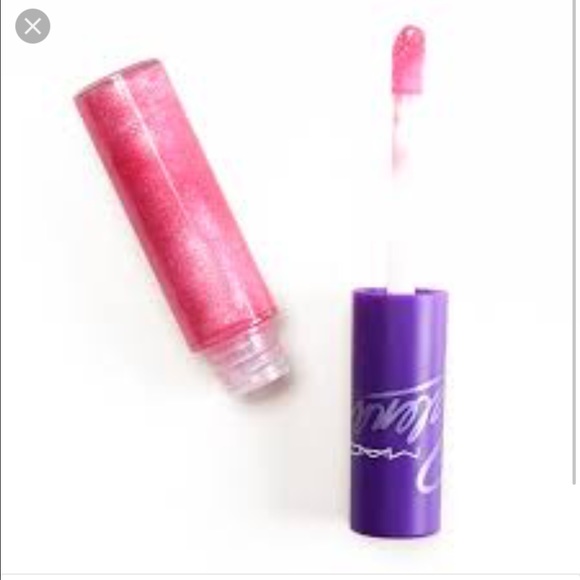 ISO this lipglass! Bidi bidi Bom Bom by Mac