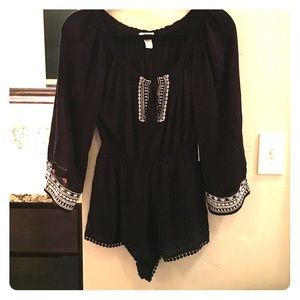Romper. Women's size medium flowy material.