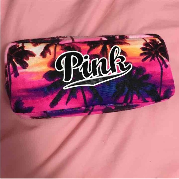 - PINK ACCESSORY BAG