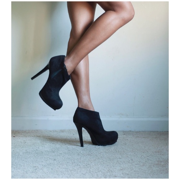 Black High Heel Boots
