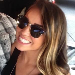 Meet your Posher, Nina