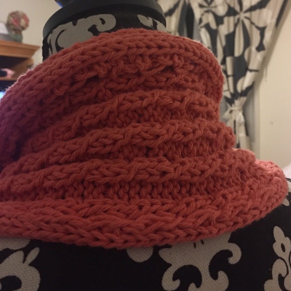 Handmade small wrap - Picture 2 of 4