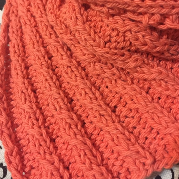 Handmade small wrap - Picture 4 of 4