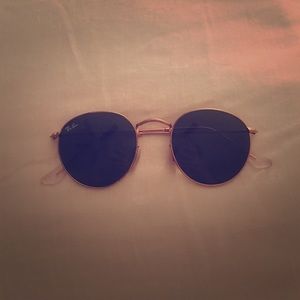 selling gently used raybans! Good condition.