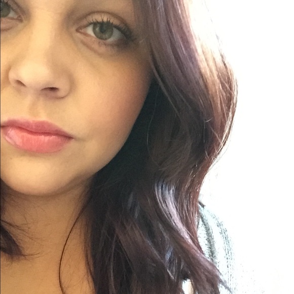 Meet your Posher, Jenna - Picture 1 of 1