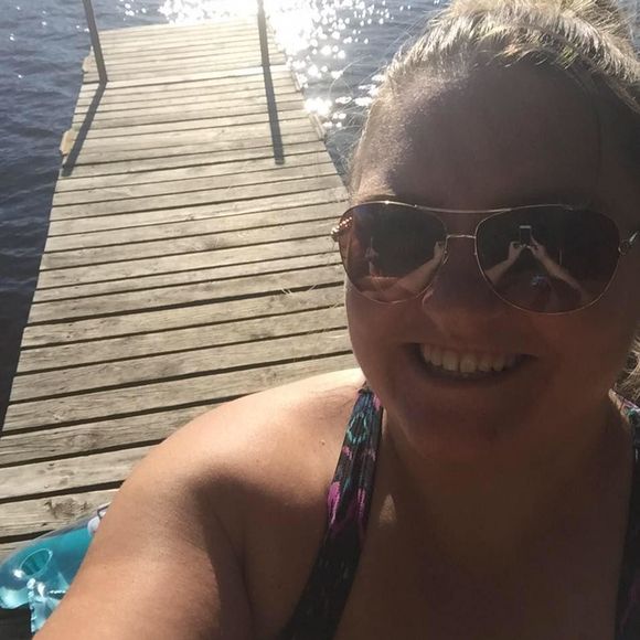 Meet your Posher, Jen - Picture 1 of 1