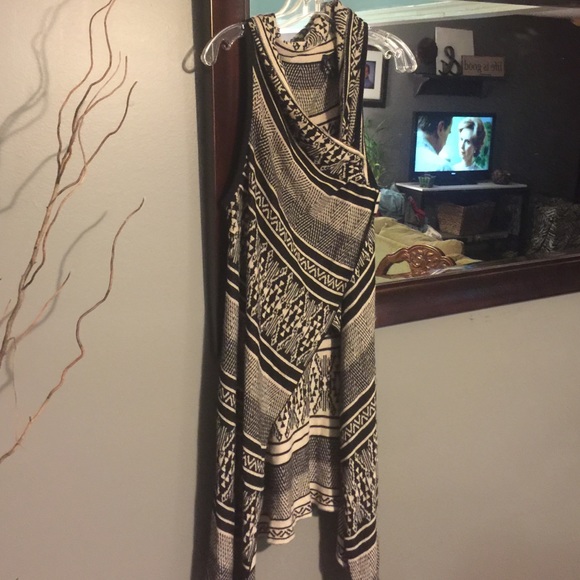 Cardigan - Picture 2 of 2