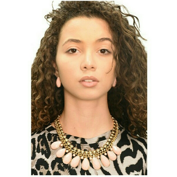 HPTear Drop Necklace and Earring Set - Pink - Picture 2 of 3