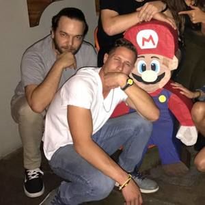 Meet your Posher, Don