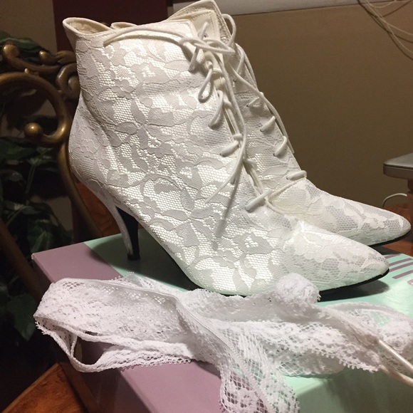 vintage white ankle boots